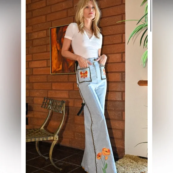 DO NOT BUY ❤️Bundle for Mindy only. - Picture 1 of 10